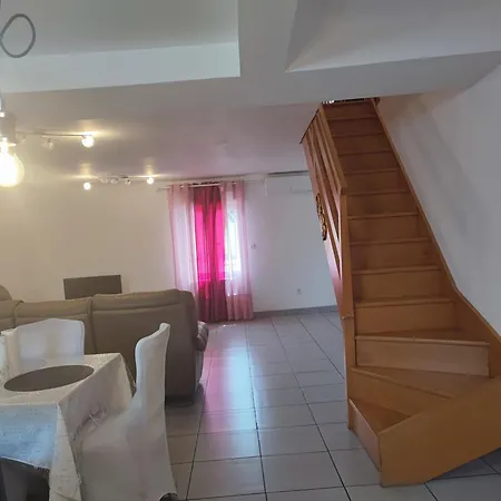 An Umbrella Villa Bourges Exterior photo