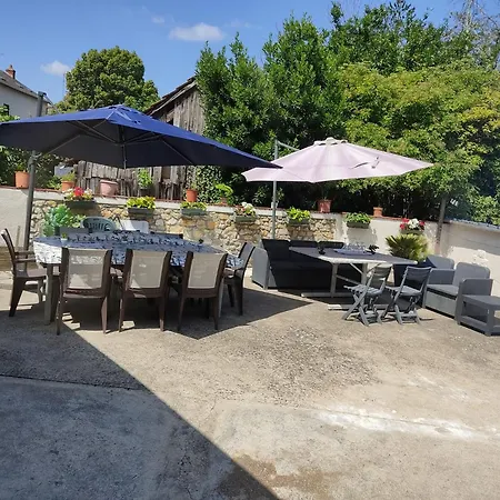 An Umbrella Villa Bourges Exterior photo